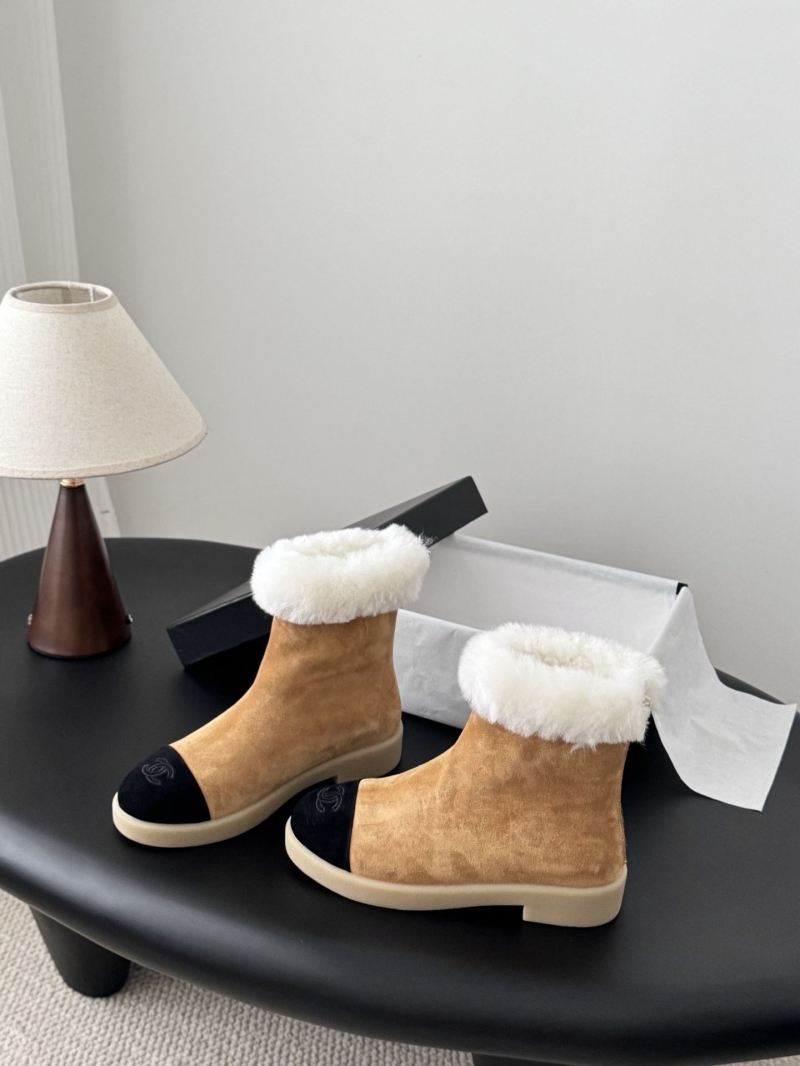 Ch**el boots